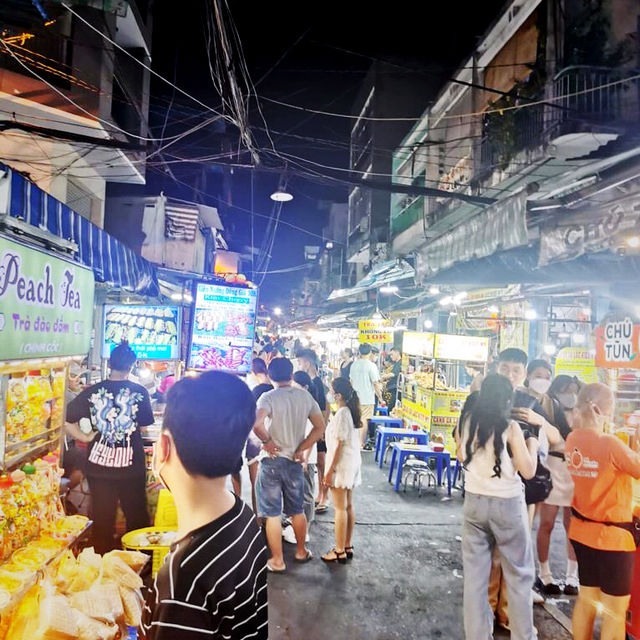 Flower market Vietnam
