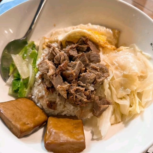 台北文山區美食推薦～木柵「江記水盆羊肉」…位於木柵動物園附近陝西風味餐廳