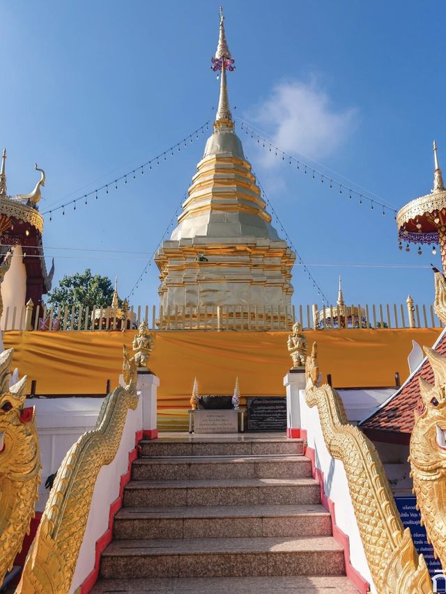 หลวงพ่อทันใจ วัดพระธาตุดอยคำ