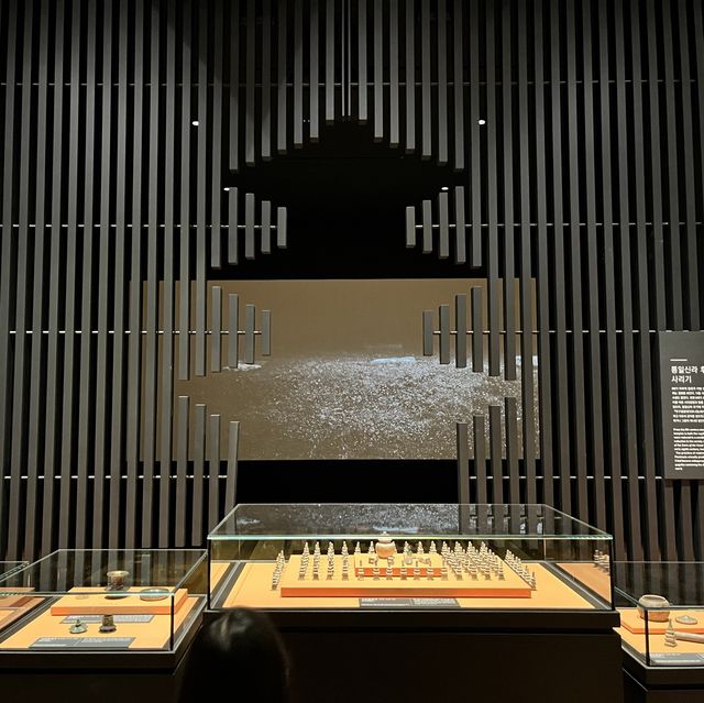 국립 경주 박물관에 떠오르는 핫플 도서관