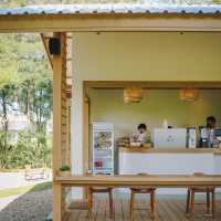 ปลีกวิเวก หัวหิน คาเฟ่เอาใจสายมะพร้าวเลิฟเว่อร์