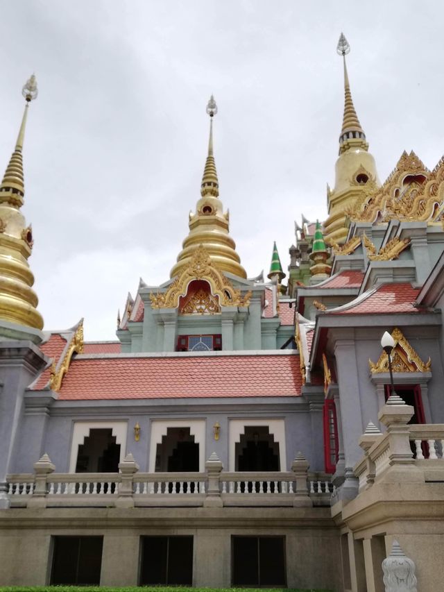 พระมหาเจดีย์ภักดีปราการ