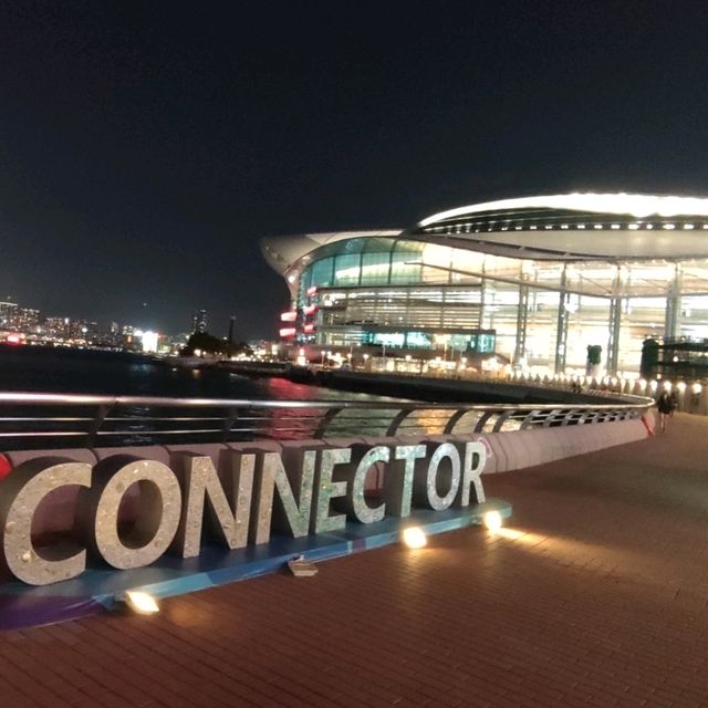 灣仔海濱長廊欣賞香港最美夜景👍