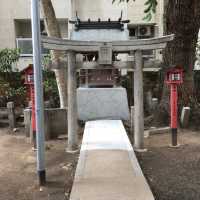 小さいけれどとても綺麗【千代森神社】