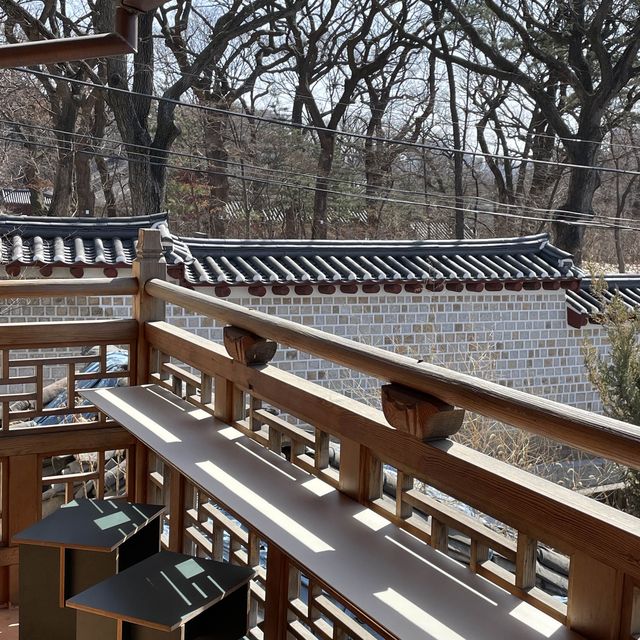 고즈넉한 분위기를 원해? 서순라길 카페 사사🌳