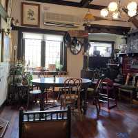 If you love antiques, come and dine here