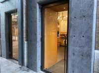 京都・中京区。エースホテル京都のロビー、コーヒーで一休み『Stumptown Coffee Roasters』