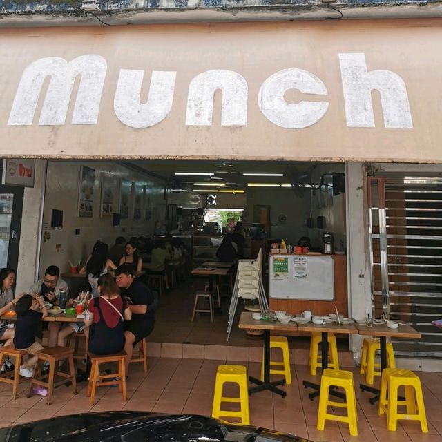 Kuching Breakfast and Brunch, Munch Cafe
