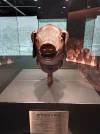 「盛世聚首 天寶芳華：圓明園獸首暨文物」國寶珍品展。