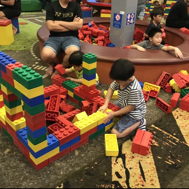 Legoland Malaysia Resort~最適合男孩子，行到邊玩到邊Lego篇