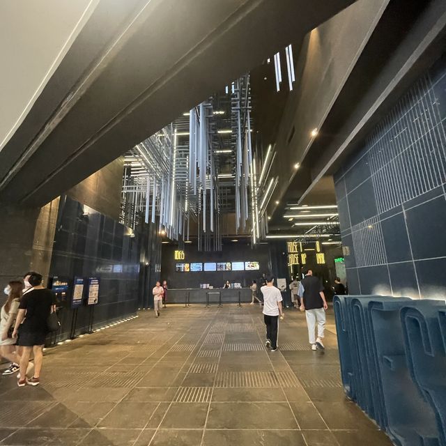 一天也逛不完的深圳大型商場👫