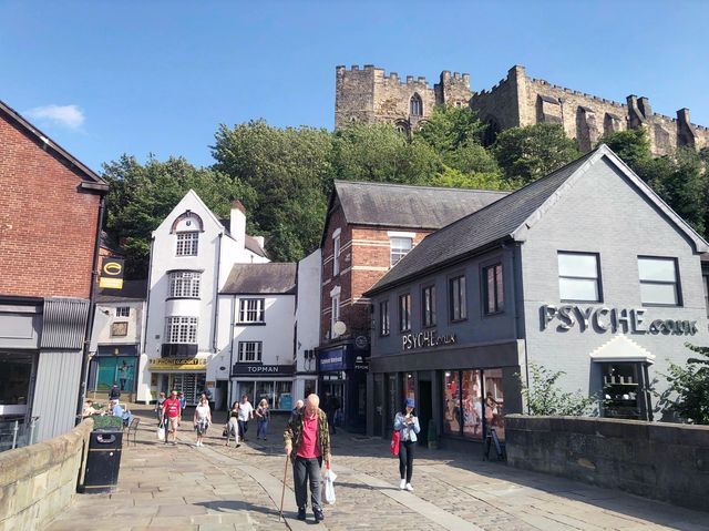 Strolling around in Durham for a day 