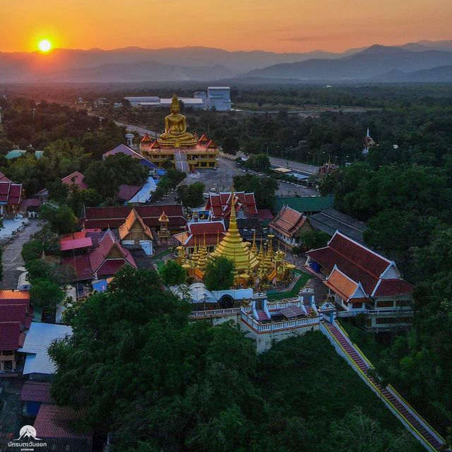 วัดพระบรมธาตุบ้านตาก