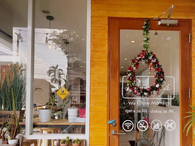 Piboon Cafe @สารคาม
