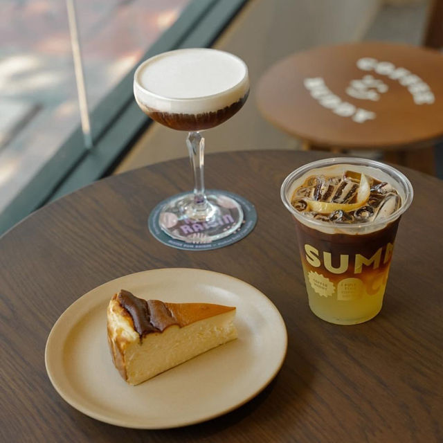 คาเฟ่วินเทจย่านเมืองกรุง☕️