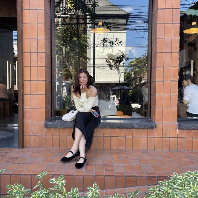 AKA AMA COFFEE (พระสิงห์)