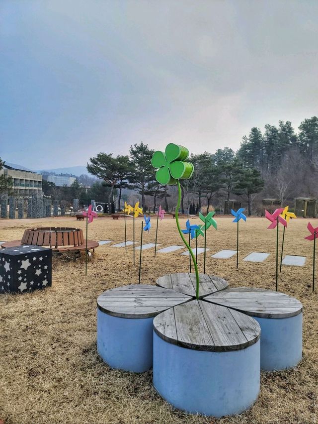 겨울엔 휴식을 봄엔 꽃나들이의 행복을 담는 곳✨️