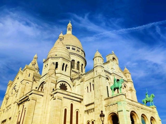 The Basilica of Sacré-Cœur de Montmartre