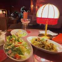 🍸Red zone บาร์แดงโชน โซนราตรีบนตึกสูง