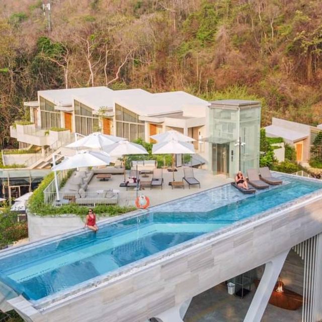ที่พักเขาใหญ่สระว่ายน้ำลอยฟ้าใหญ่ที่สุดในไทย