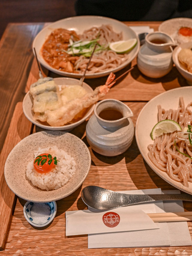 【京都】二条城近くにあるかしわキーマうどんが美味しい