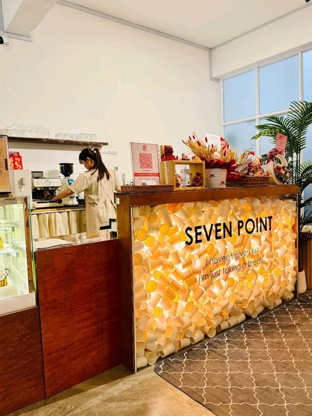 Seven Point Dessert Cafe