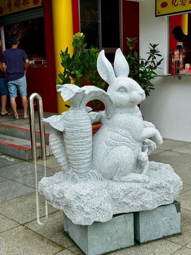 Exploring Miri Tua Pek Kong Temple