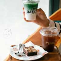 🥧Itsara Coffee Bar ค่าเฟ่ที่อบอุ่นและมีสไตล์