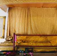 วัดพระแท่นดงรังวรวิหาร