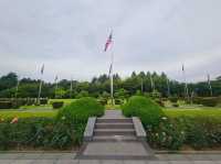 The visit to UN Memorial Cemetery in Busan