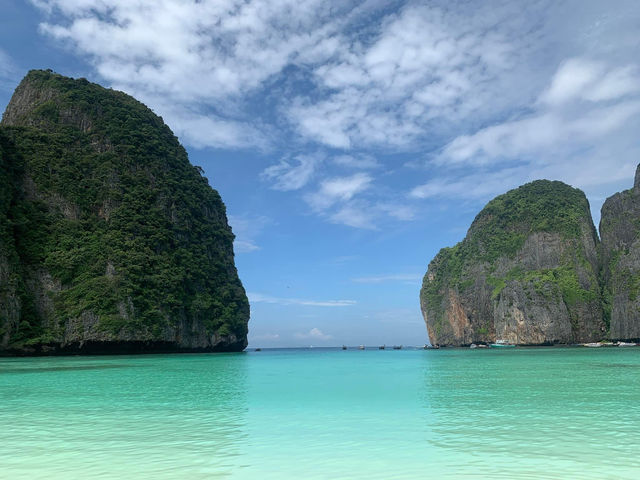 เกาะพีพี  ~ ปิเละลากูน ~ อ่าวมาหยา