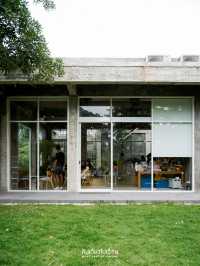 คาเฟ่สไตล์ Loft Glasshouse ย่านตลิ่งชัน