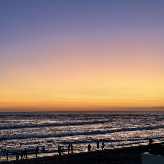 🇮🇩 Golden Hour at Finns Beach Club: Sunset Paradise