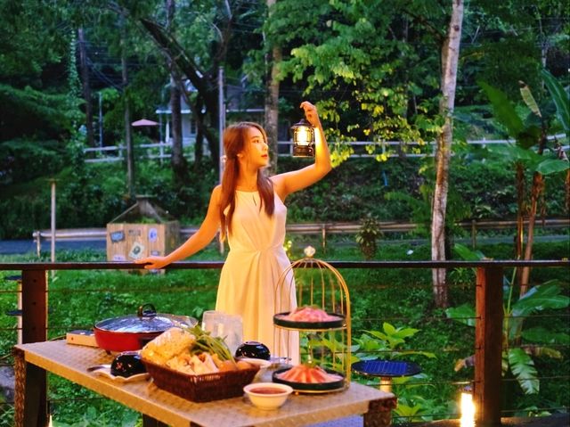 แช่อ่างท่ามกลางป่า นอนฟังเสียงน้ำตกเพลินๆ
