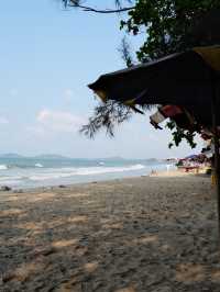 ชมวิวพระอาทิตย์ตก หาดแหลมแม่พิมพ์ หาดสวย กิจกรรมเพียบ! 🌊