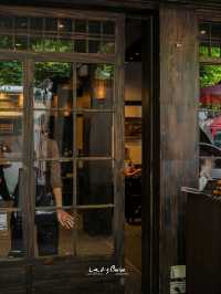 Khao-Sō-i ข้าวซอยร้านดังจากเชียงใหม่ ที่สีลม
