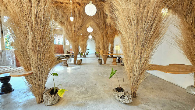 House of Benedict คาเฟ่ยอดฮิตใจกลางเมืองพัทยา