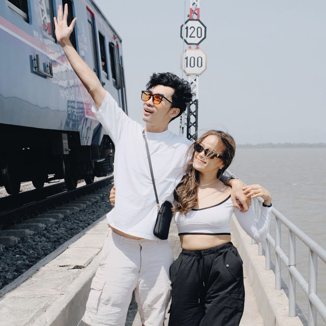 สะพานรถไฟลอยน้ำ ที่….ลพบุรี!