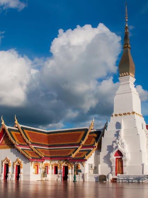 วัดพระธาตุเชิงชุมวรวิหาร