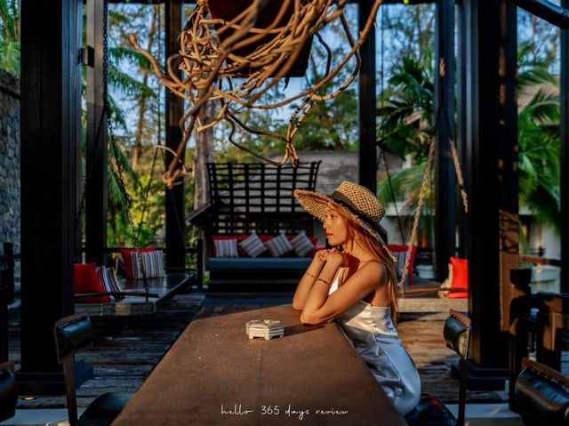 The Slate รีสอร์ตริมทะเลภูเก็ต 