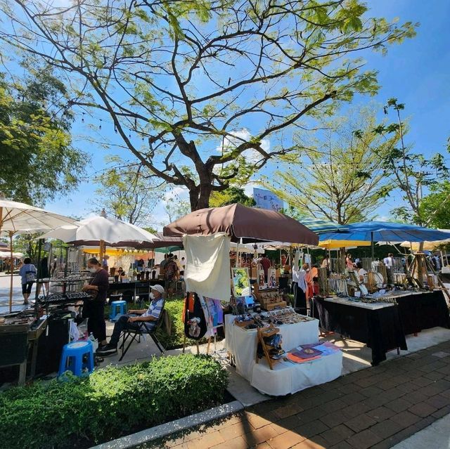 ตลาดจริงใจ : จริงใจมาร์เก็ต 