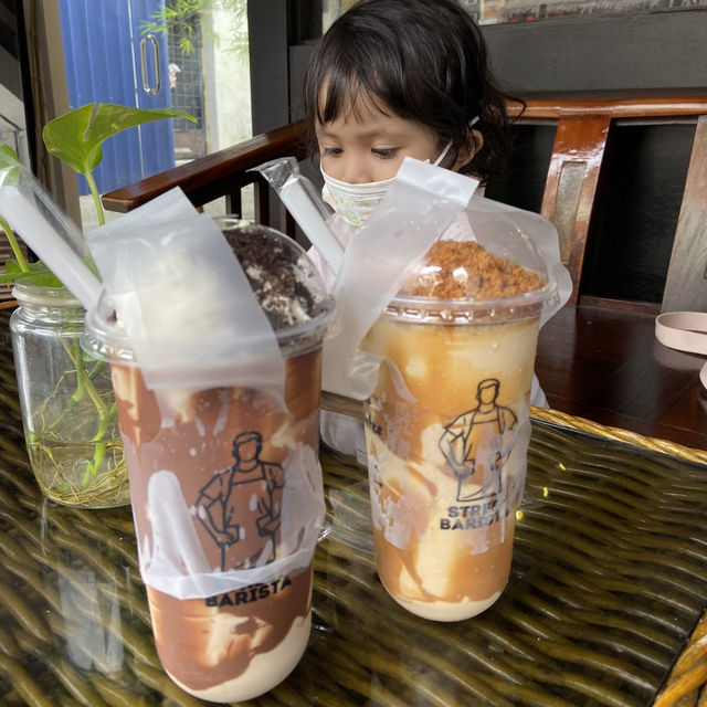 Blend, Sip, and Chill: Discover Ice Blended Bliss at Street Barista Cafe 🇲🇾