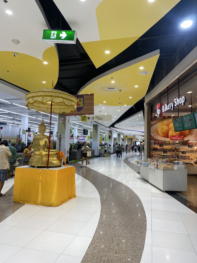 【バンコク観光】ビッグC ラチャダムリ店🛍️観光客に人気の買い物スポット🛒