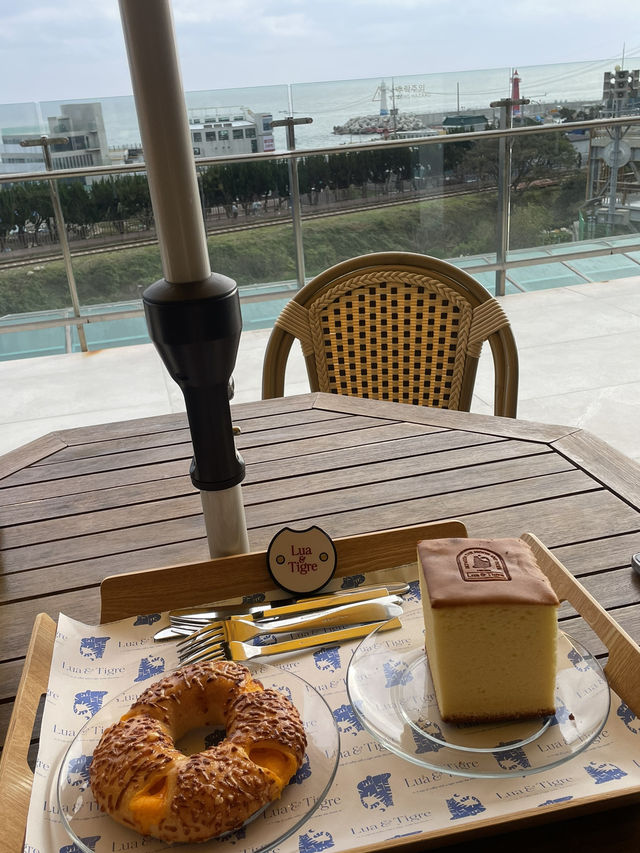 부산여행 기장까지 안가도 기장뷰가 나오는카페 ☕️🐳🌊
