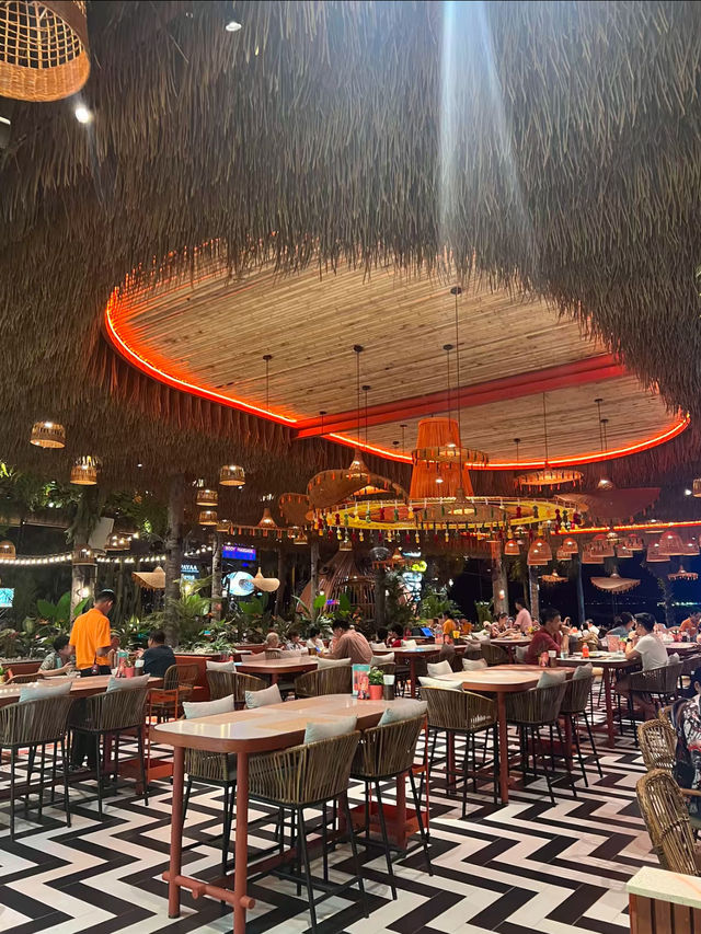🥥 Fat Coco พัทยา 𒀭 ร้านอาหารวิวพระอาทิตย์ตก🌞
