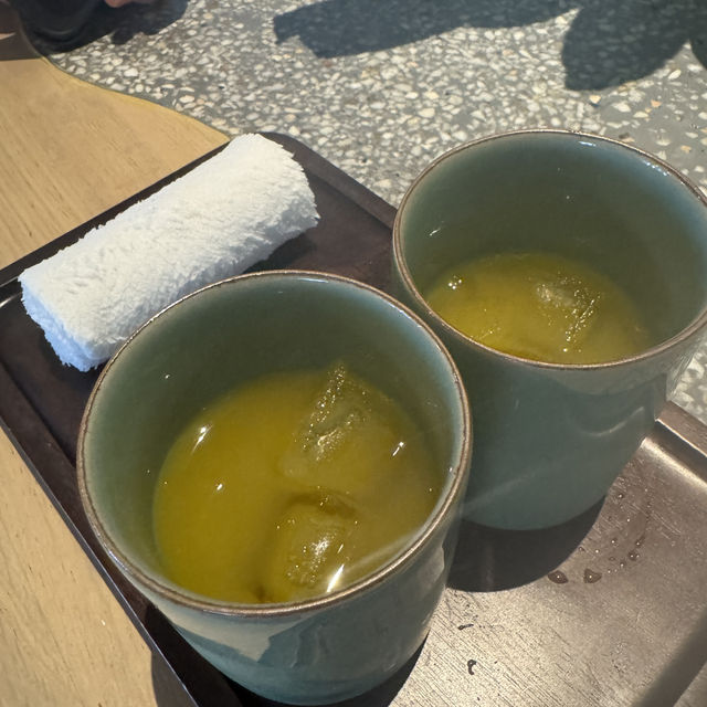 뉴월드 서비스 끝내줘요