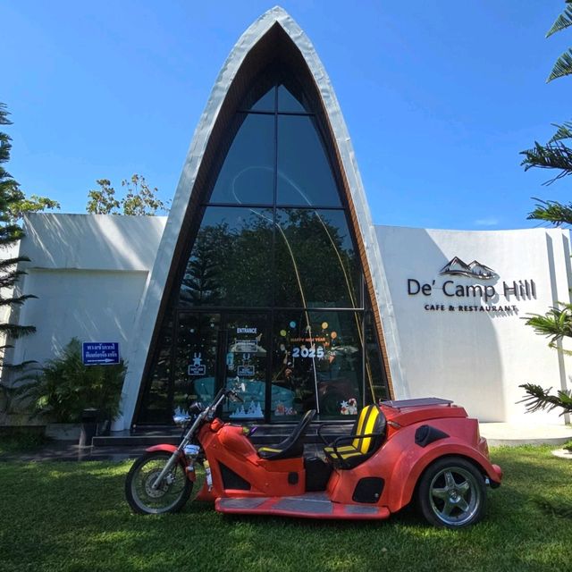 De'camp hill ka-ang cafe