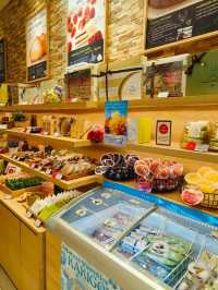 Sweet Local Flavors: Discover Chateraise in Singapore 