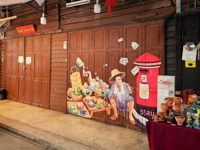 ย้อนวันวานที่สามชุกตลาดร้อยปี ✨️