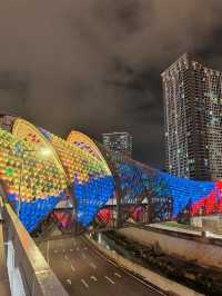 KLCC Twin Towers to Saloma Bridge: A Stunning City Walk 🌆